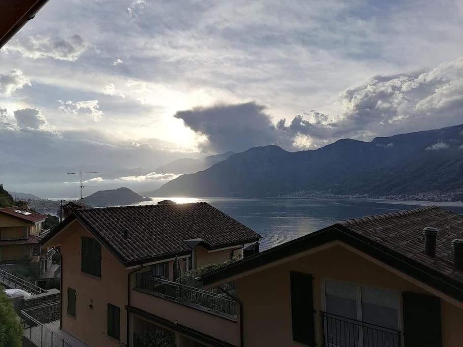 Vista Lago Panoramica Colonno Exterior photo